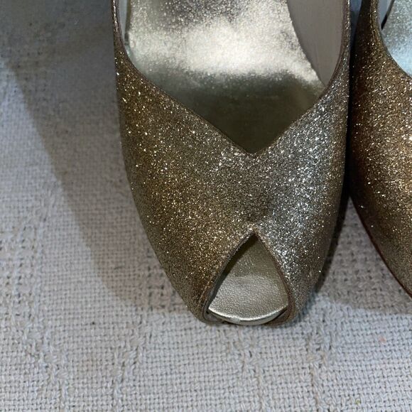 Stuart Weitzman Women’s Dressy Heels Size 7.5 M Gold Sparkle Going Out Party - Picture 8 of 12